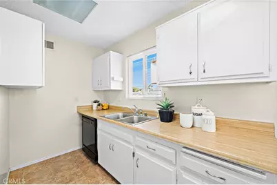 9051 Carnation Drive, Westminster, CA 92683 - Photo 13