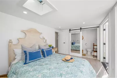 265 Mayflower, Newport Beach, CA 92660 - Photo 15