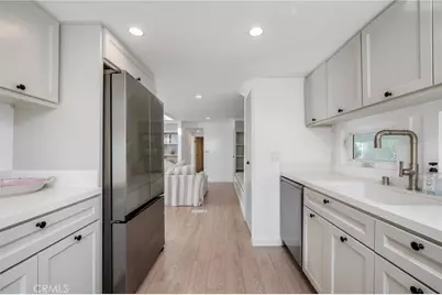 265 Mayflower, Newport Beach, CA 92660 - Photo 11