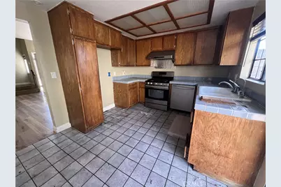10546 Knott, Stanton, CA 90680 - Photo 3