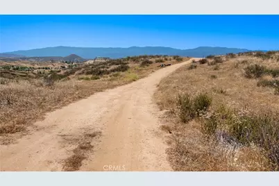 0 571-480-003, Hemet, CA 92544 - Photo 23