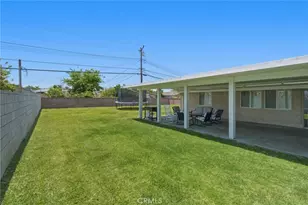 9702 Stonybrook Dr, Anaheim, CA 92804 - Photo 19