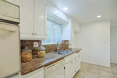 990 S Siet Place, Anaheim, CA 92806 - Photo 27