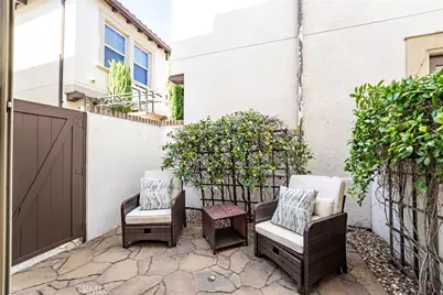 574 S Kroeger Street, Anaheim, CA 92805 - Photo 11