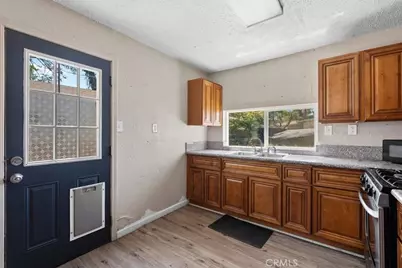 893 E 5th, Beaumont, CA 92223 - Photo 9