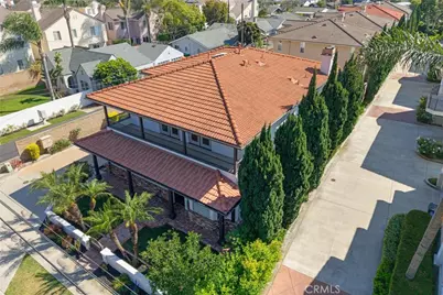 267 Mesa Dr, Costa Mesa, CA 92627 - Photo 29