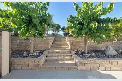 17465 Fairbreeze, Riverside, CA 92504 - Photo 9