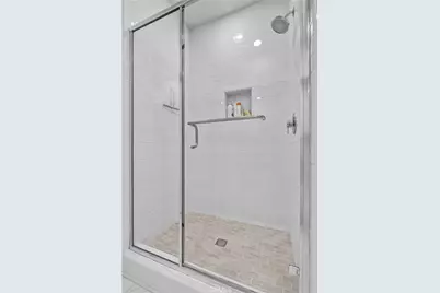 212 Paramount, Irvine, CA 92618 - Photo 19