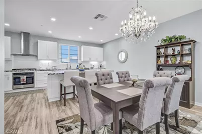 212 Paramount, Irvine, CA 92618 - Photo 7