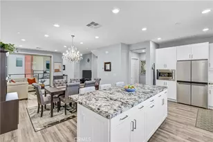 212 Paramount, Irvine, CA 92618 - Photo 11