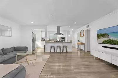 195 Broadway, Costa Mesa, CA 92627 - Photo 7