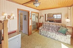 513 Cedar Ln, Sugarloaf, CA 92386 - Photo 15