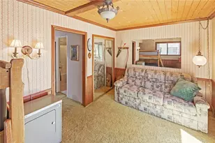 513 Cedar Ln, Sugarloaf, CA 92386 - Photo 13