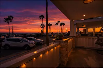 2212 W Oceanfront, Newport Beach, CA 92663 - Photo 9