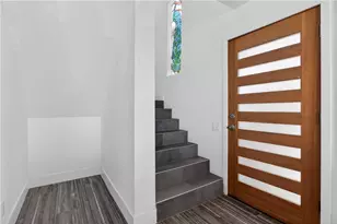 2212 W Oceanfront, Newport Beach, CA 92663 - Photo 27