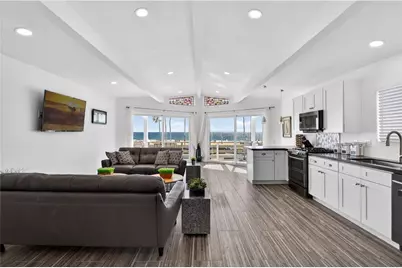 2212 W Oceanfront, Newport Beach, CA 92663 - Photo 29