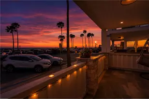 2212 W Oceanfront, Newport Beach, CA 92663 - Photo 9