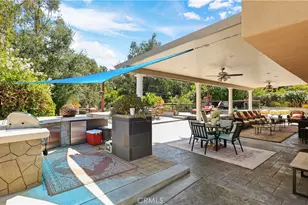 370 S Yorkshire, Anaheim, CA 92808 - Photo 13