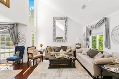 370 S Yorkshire, Anaheim, CA 92808 - Photo 25