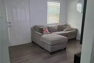 10625 Felton, Inglewood, CA 90304 - Photo 9