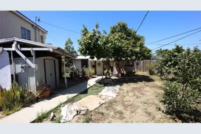 1125 E Salt Lake Street, Long Beach, CA 90806 - Photo 13