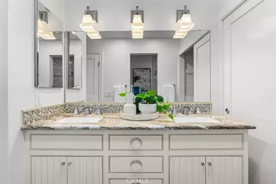 45 Alicante Aisle #52, Irvine, CA 92614 - Photo 17