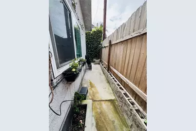 1038 W 2nd, San Pedro, CA 90731 - Photo 27