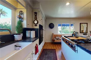 1038 W 2nd, San Pedro, CA 90731 - Photo 9