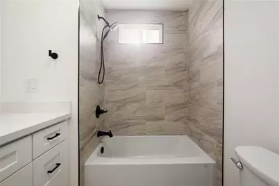 9080 Bloomfield, Cypress, CA 90630 - Photo 19
