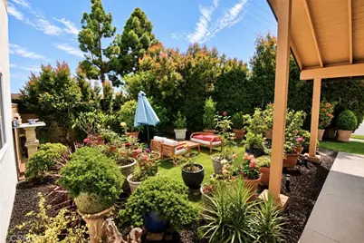 17986 Santa Olivia, Fountain Valley, CA 92708 - Photo 11