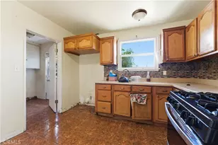 13709 Daphne Ave, Gardena, CA 90249 - Photo 7