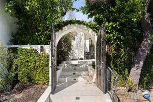 912 Honeywood Rd, Los Angeles, CA 90049 - Photo 63