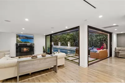 912 Honeywood Rd, Los Angeles, CA 90049 - Photo 9
