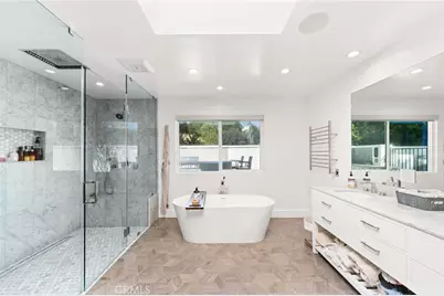 912 Honeywood Rd, Los Angeles, CA 90049 - Photo 43