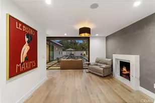 912 Honeywood Rd, Los Angeles, CA 90049 - Photo 25