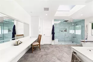 912 Honeywood Rd, Los Angeles, CA 90049 - Photo 41