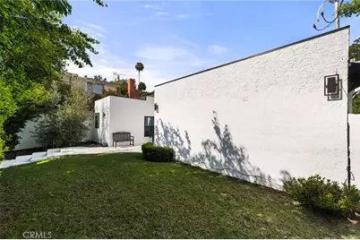 912 Honeywood Rd, Los Angeles, CA 90049 - Photo 55