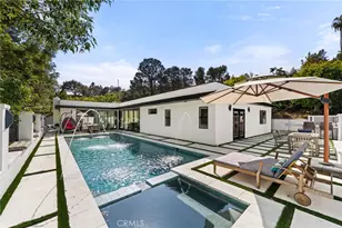 912 Honeywood Rd, Los Angeles, CA 90049 - Photo 47