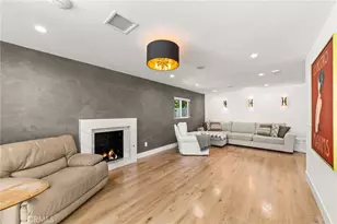 912 Honeywood Rd, Los Angeles, CA 90049 - Photo 21