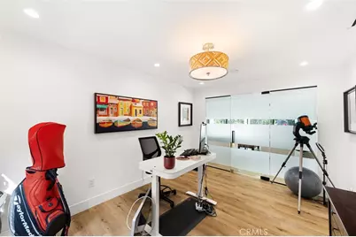 912 Honeywood Rd, Los Angeles, CA 90049 - Photo 33