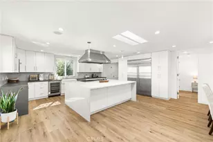 912 Honeywood Rd, Los Angeles, CA 90049 - Photo 11