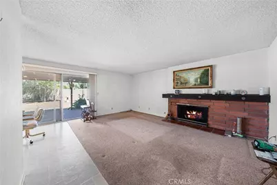 8111 Dartmoor Dr, Huntington Beach, CA 92646 - Photo 17