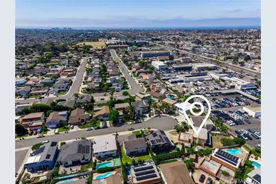 8111 Dartmoor Dr, Huntington Beach, CA 92646 - Photo 35