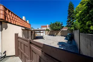 8111 Dartmoor Dr, Huntington Beach, CA 92646 - Photo 47