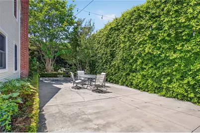 17066 Palmdale, Huntington Beach, CA 92647 - Photo 5