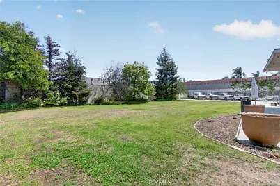 17066 Palmdale, Huntington Beach, CA 92647 - Photo 41
