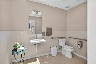 17066 Palmdale, Huntington Beach, CA 92647 - Photo 39