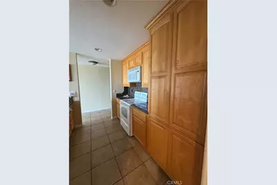 600 E Oceanfront #3 B, Newport Beach, CA 92661 - Photo 7
