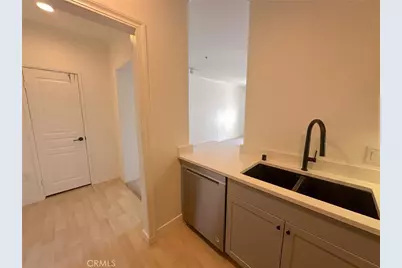 2414 Watermarke, Irvine, CA 92612 - Photo 7