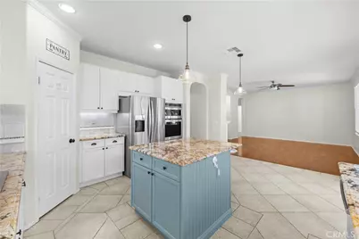 33456 Warwick Hills Rd, Yucaipa, CA 92399 - Photo 15
